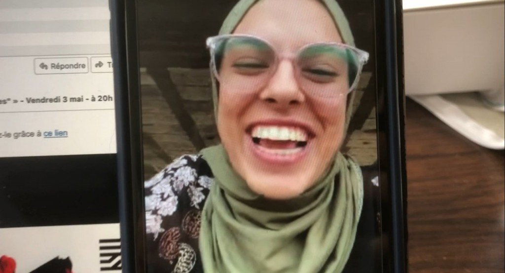 actualité PUT YOUR SOUL ON YOUR HAND AND WALK